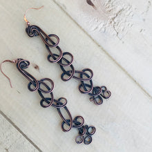 Load image into Gallery viewer, Antiqued Copper Swirl Wire Earrings