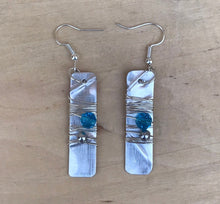 Load image into Gallery viewer, Lightweight Silver and Blue Bead Earrings