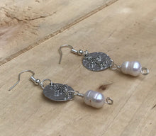 Load image into Gallery viewer, Freshwater Pearl Silver Cross Earrings