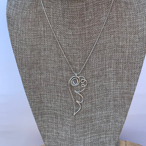 Silver Angel Wing Wire Necklace